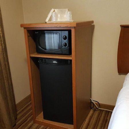 Quality Inn & Suites Туин-Фолс Экстерьер фото