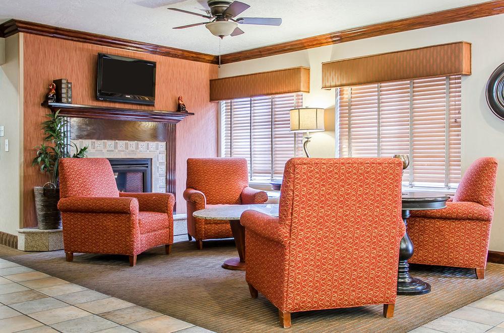 Quality Inn & Suites Туин-Фолс Экстерьер фото