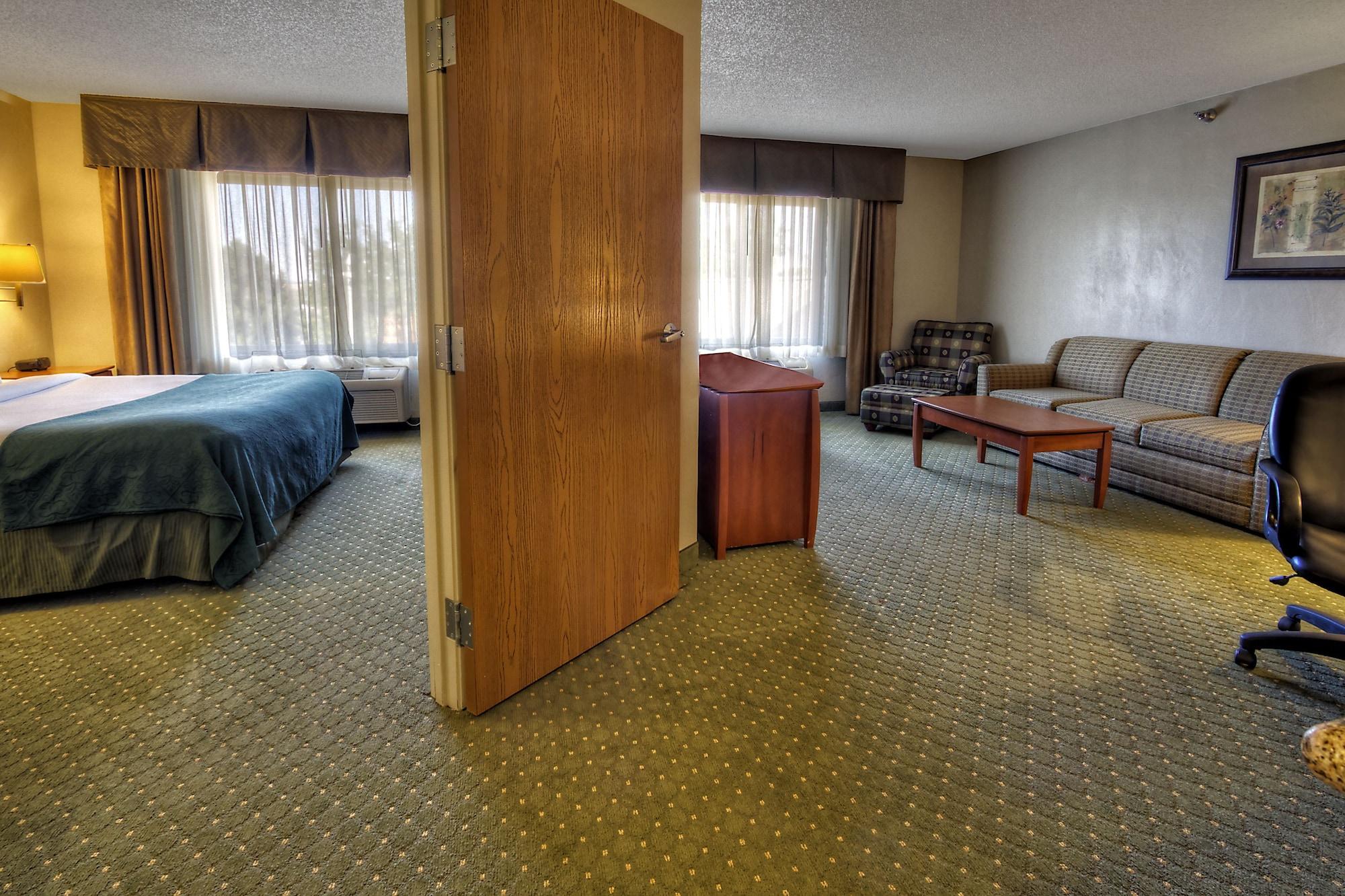 Quality Inn & Suites Туин-Фолс Экстерьер фото