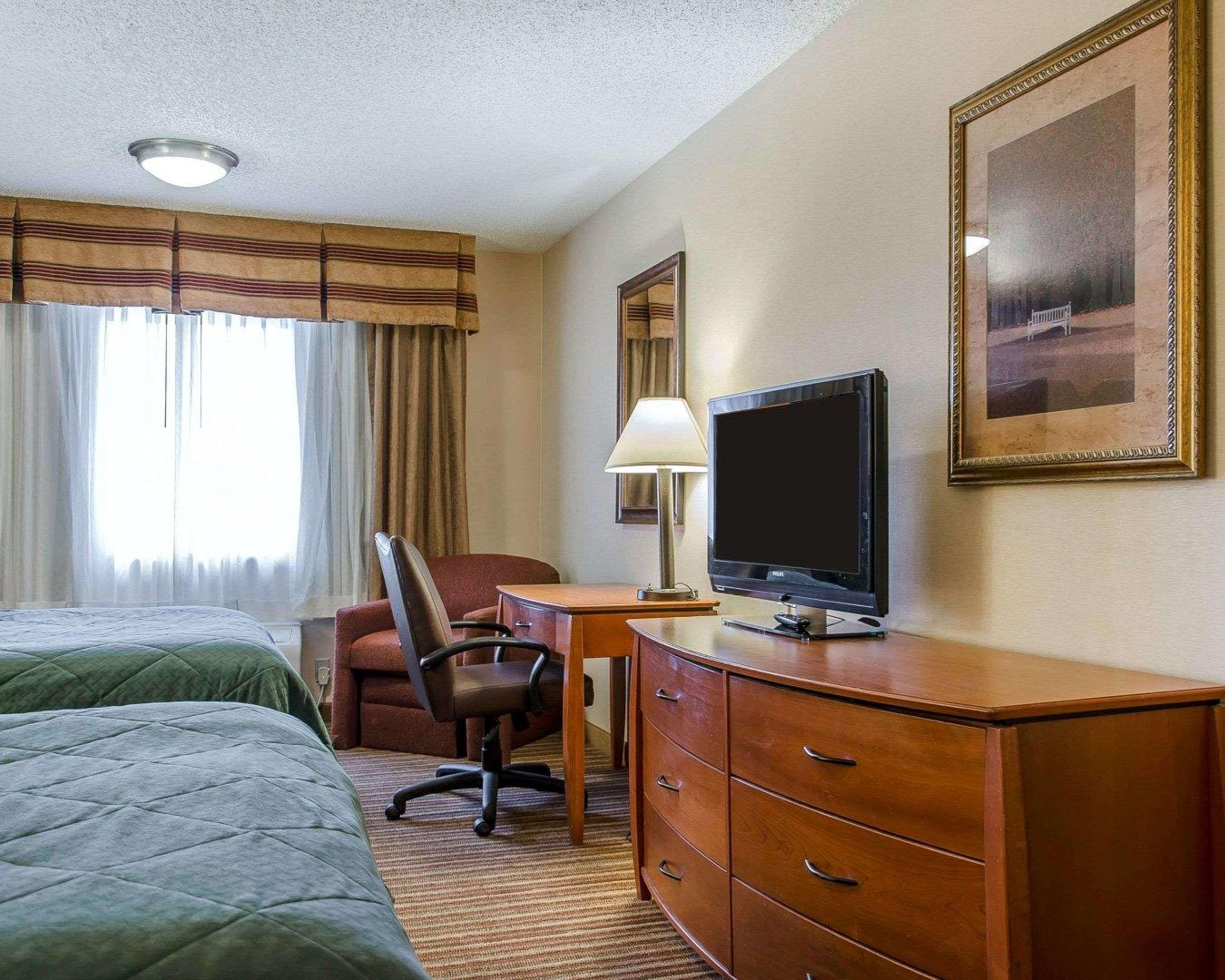 Quality Inn & Suites Туин-Фолс Экстерьер фото