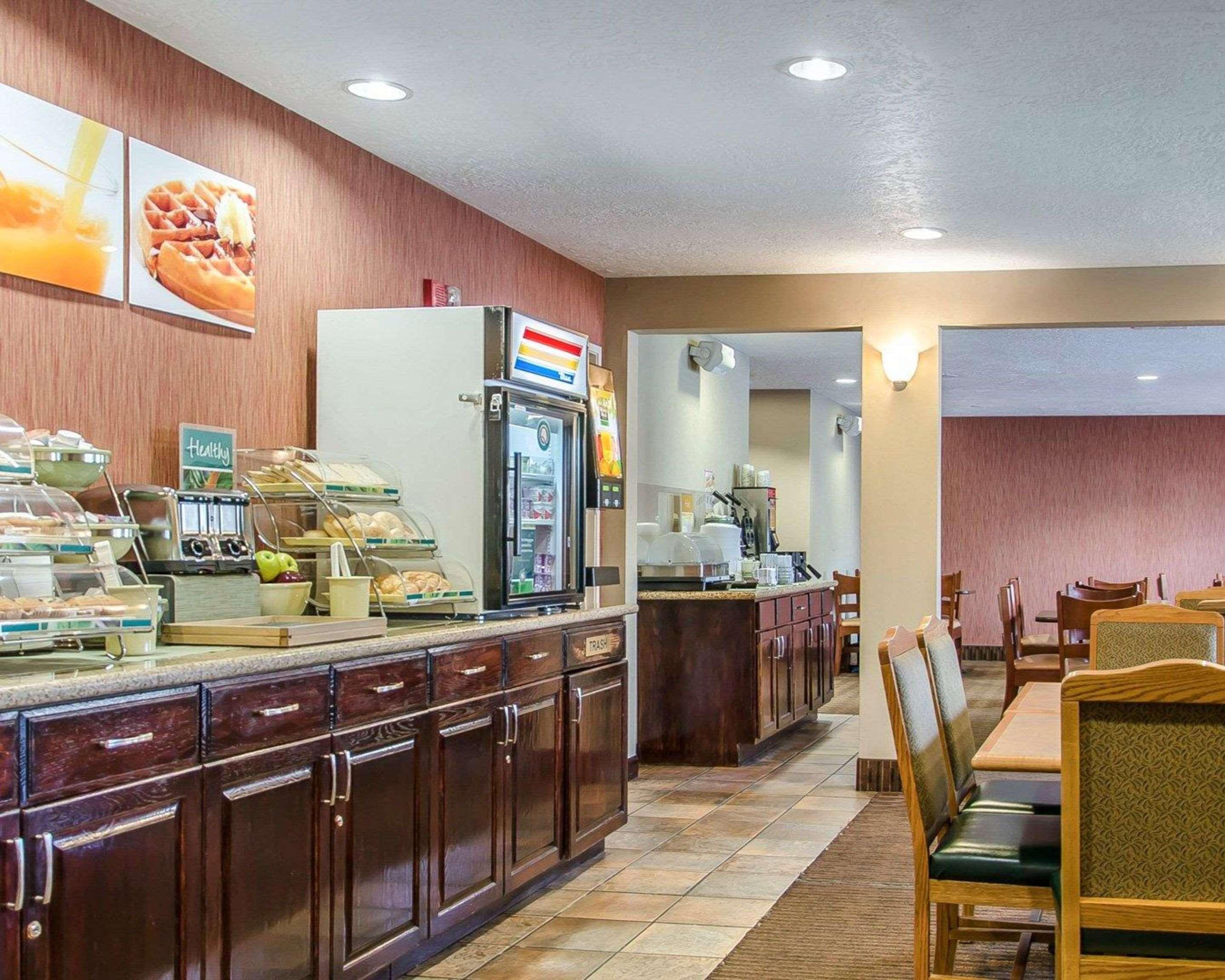 Quality Inn & Suites Туин-Фолс Экстерьер фото