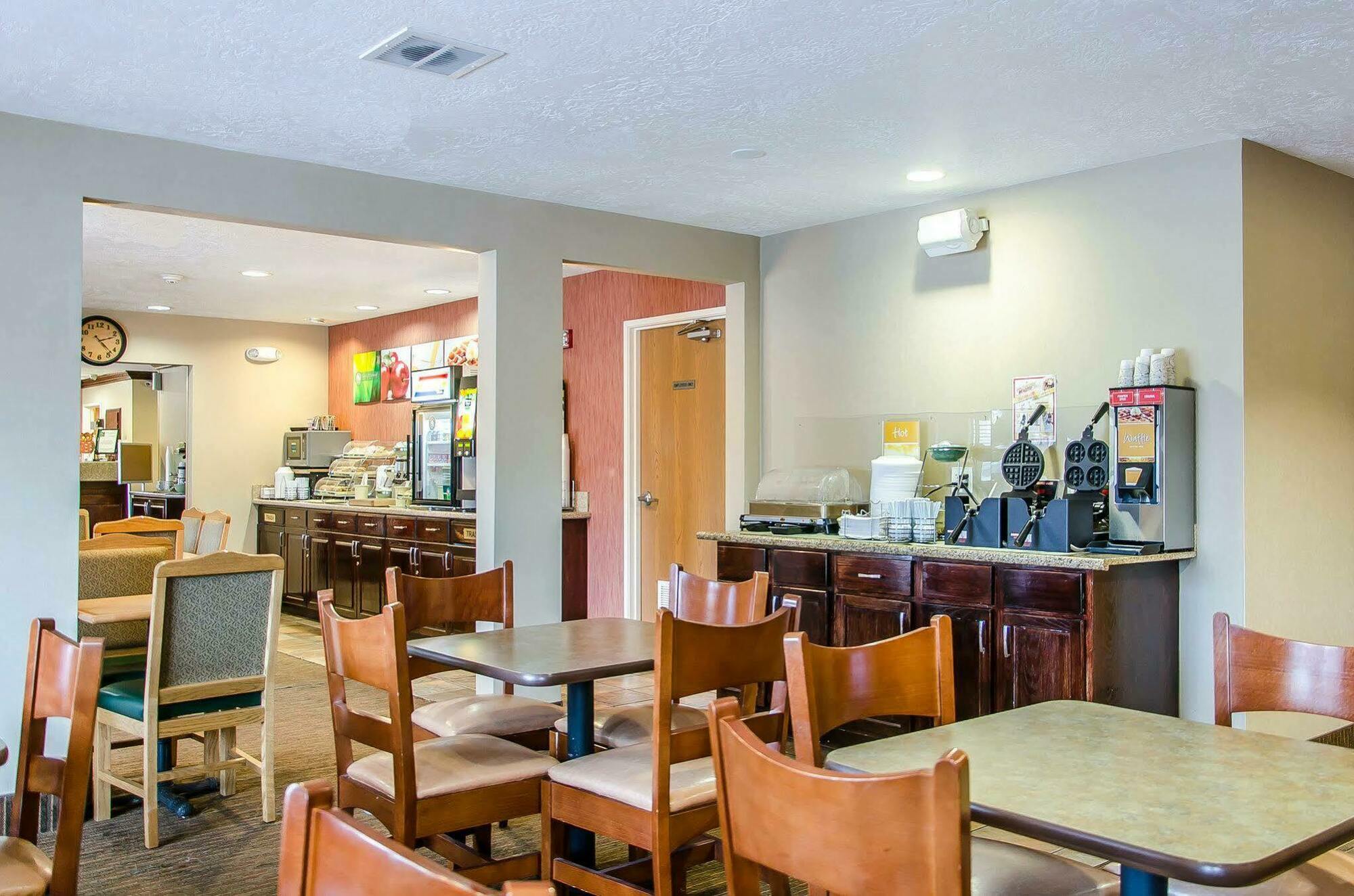 Quality Inn & Suites Туин-Фолс Экстерьер фото