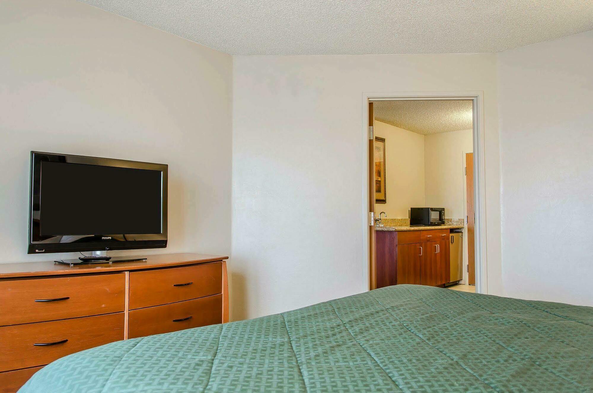Quality Inn & Suites Туин-Фолс Экстерьер фото